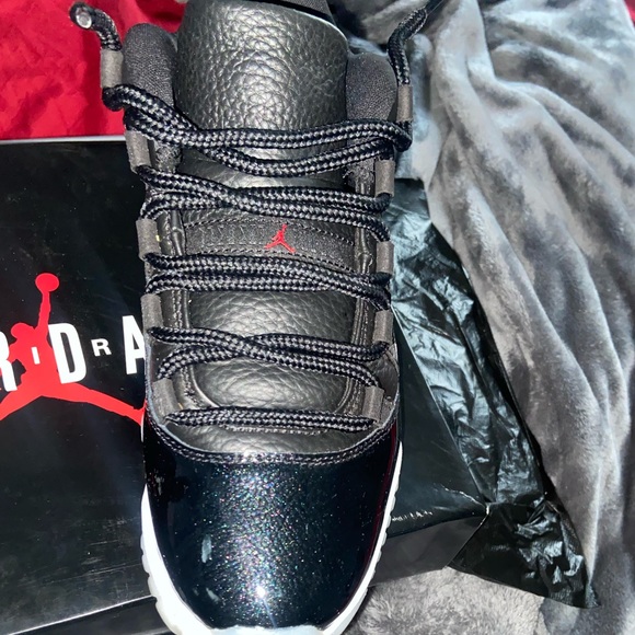 Shoes - Picture 5 of 5